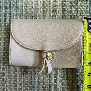 Chic Beige Leather Women's Bag